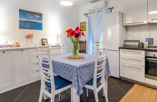 Donji Humac House | Holiday house Vjerocka - with pool : - Donji Humac, Island Brac, Croatia