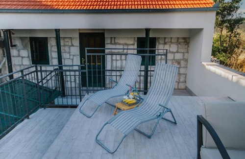 Seget House | Holiday house with a swimming pool Primorski Dolac, Zagora (K-22831)