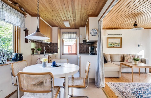 Korsveka House | Holiday house with jacuzzi near nature | SE02021