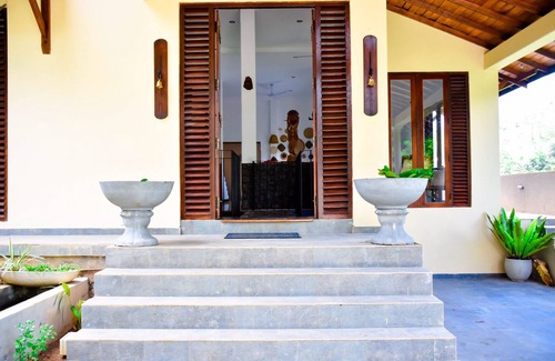 Kandy House | HOLIDAY IN MISTY MOUNTAINS - EXOTIC ASIAN LIVING @ SRI KANDYAN VILLA