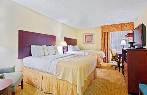 Blytheville Hotel | Holiday Inn Blytheville by IHG