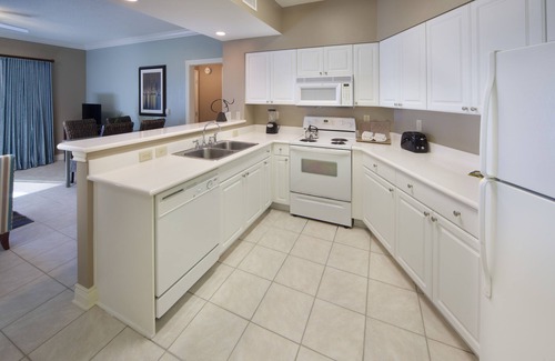 Galveston Hotel | Holiday Inn Club Vacations Galveston Beach Resort by IHG