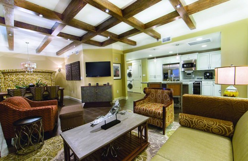 Galveston Hotel | Holiday Inn Club Vacations Galveston Beach Resort by IHG