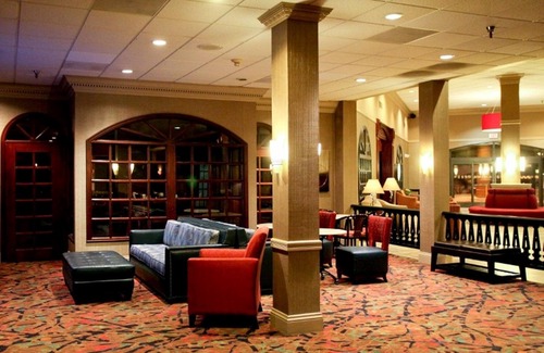 Downtown Dubuque Hotel | Holiday Inn Dubuque/Galena by IHG