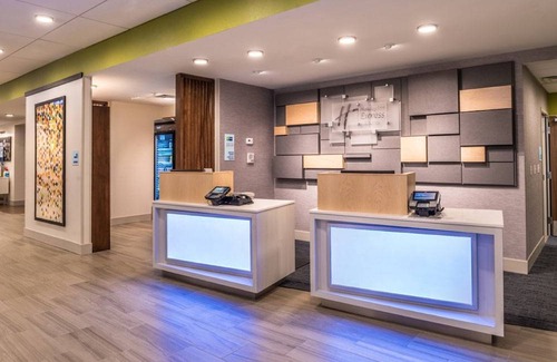 Wesley Chapel Hotel | Holiday Inn Express & Suites - Tampa North - Wesley Chapel, an IHG Hotel