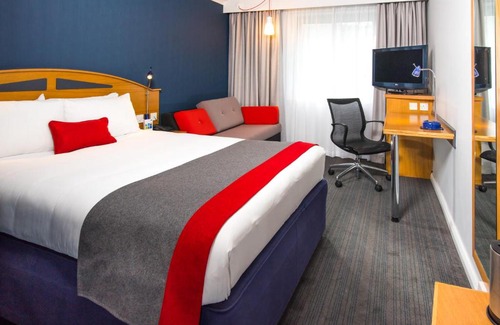 Bothamsall Hotel | Holiday Inn Express East Midlands Airport by IHG