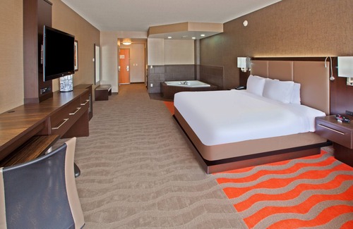 Edinburgh Hotel | Holiday Inn Express and Suites Columbus Edinburgh by IHG