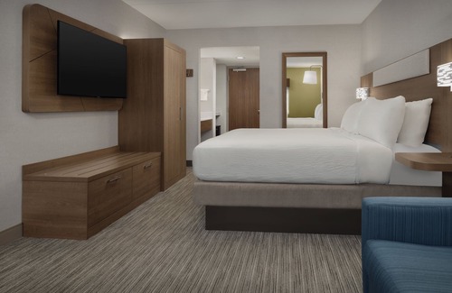 Saugus Hotel | Holiday Inn Express Boston - Saugus by IHG