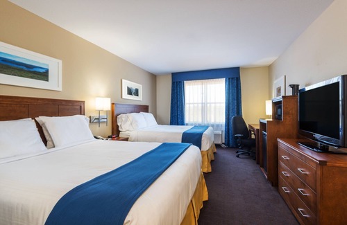 Deer Lake Hotel | Holiday Inn Express Deer Lake by IHG