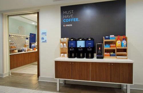 Fulton Hotel | Holiday Inn Express Fulton by IHG