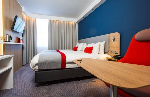Burton on Trent Hotel | Holiday Inn Express Burton Upon Trent by IHG