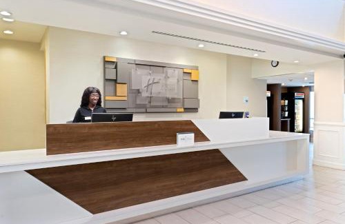 Hauppauge Hotel | Holiday Inn Express Hauppauge-Long Island by IHG