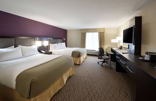 Clearfield Hotel | Holiday Inn Express Hotel & Suites Clearfield by IHG