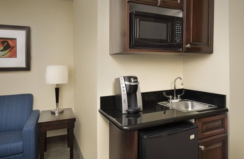 Uvalde Hotel | Holiday Inn Express Hotel & Suites Uvalde by IHG