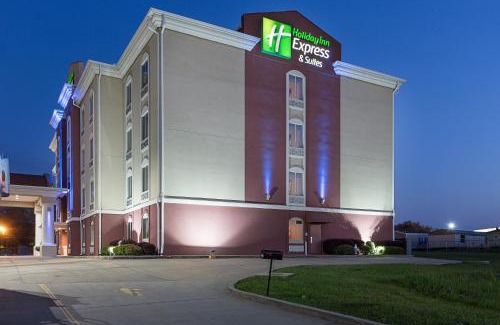 Byram Hotel | Holiday Inn Express Hotel & Suites Byram by IHG
