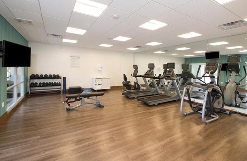 Bay City Hotel | Holiday Inn Express Hotel & Suites Bay City by IHG