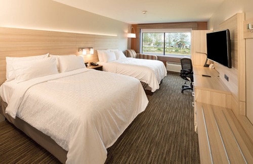 Bay City Hotel | Holiday Inn Express Hotel & Suites Bay City by IHG