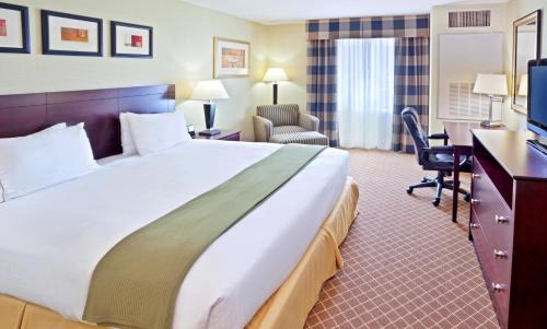 Chehalis Hotel | Holiday Inn Express Hotel & Suites Chehalis - Centralia by IHG