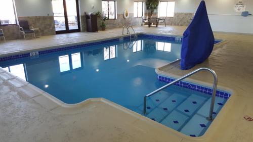Concordia Hotel | Holiday Inn Express Hotel & Suites Concordia US 81 by IHG