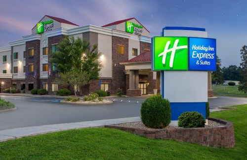 Lewisburg Hotel | Holiday Inn Express Hotel & Suites Lewisburg by IHG