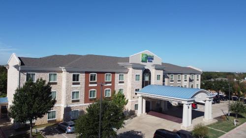South Arlington Hotel | Holiday Inn Express Hotel & Suites Mansfield by IHG