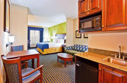 Ooltewah Hotel | Holiday Inn Express Hotel & Suites Ooltewah Springs - Chattanooga by IHG