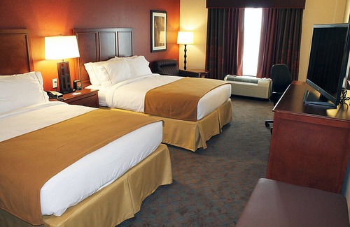 Paducah Hotel | Holiday Inn Express Hotel & Suites Paducah West by IHG
