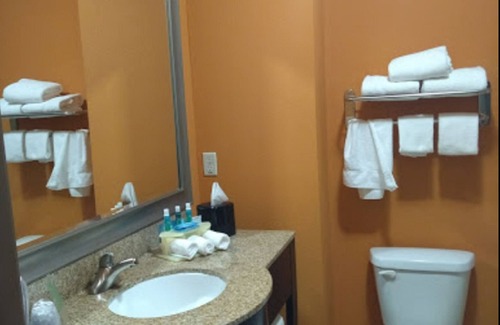 Portland Hotel | Holiday Inn Express Hotel & Suites Corpus Christi-Portland by IHG