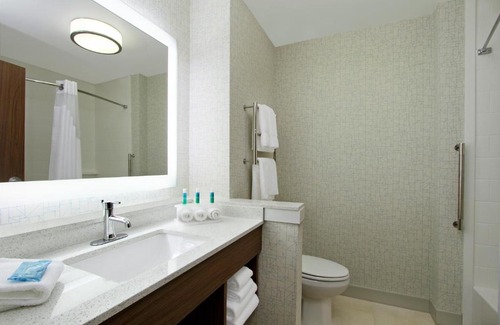 Jasper Hotel | Holiday Inn Express Jasper by IHG