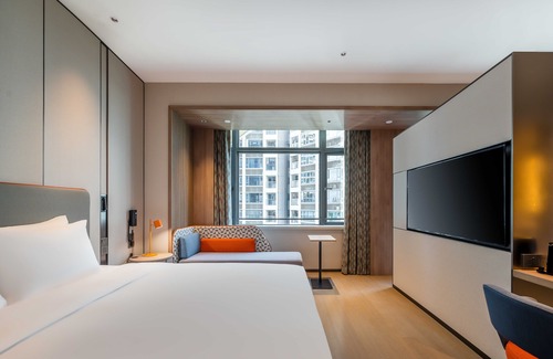 Pengjiang Hotel | Holiday Inn Express Jiangmen East Station by IHG