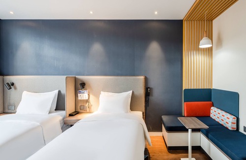 Litang Hotel | Holiday Inn Express Litang by IHG