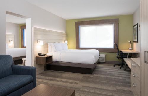 Buechel Hotel | Holiday Inn Express Louisville Northeast by IHG
