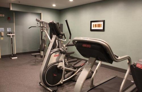 Ludlow Hotel | Holiday Inn Express - Ludlow - Chicopee Area by IHG