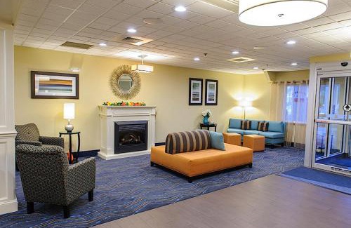 Ludlow Hotel | Holiday Inn Express - Ludlow - Chicopee Area by IHG