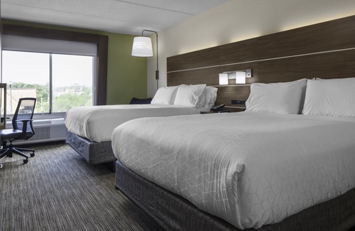 Little River Hotel | Holiday Inn Express N.Myrtle Beach- Little River by IHG