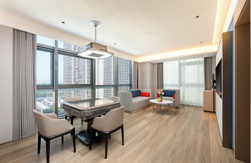 Nanjing Hotel | Holiday Inn Express Nanjing Riverside by IHG
