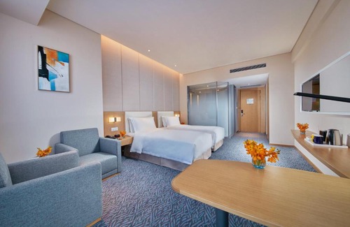 Tongzhou Hotel | Holiday Inn Express Nantong Textile City by IHG
