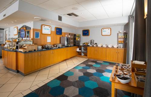Alwalton Hotel | Holiday Inn Express Peterborough by IHG