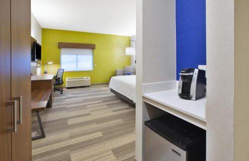 Fishers Hotel | Holiday Inn Express Rochester-Victor by IHG