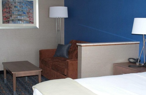 Rocklin Hotel | Holiday Inn Express Rocklin - Galleria Area by IHG