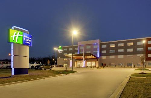 Mount Vernon Hotel | Holiday Inn Express & Suites - Mount Vernon by IHG