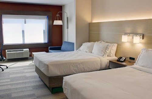 Spencer Hotel | Holiday Inn Express Spencer by IHG