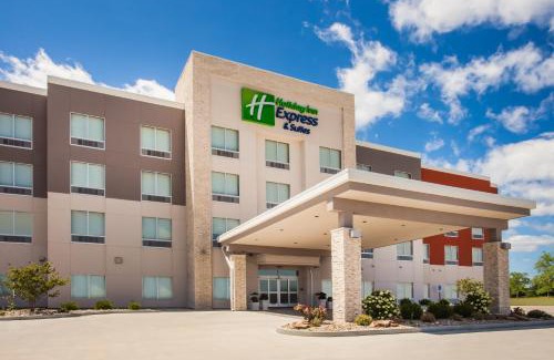 Litchfield Hotel | Holiday Inn Express & Suites Litchfield by IHG