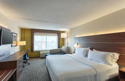 Cannifton Hotel | Holiday Inn Express & Suites - Belleville by IHG
