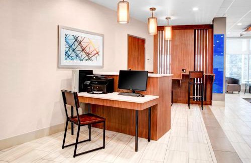 Coldwater Hotel | Holiday Inn Express & Suites Coldwater by IHG