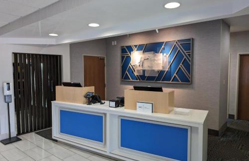 El Dorado Hotel | Holiday Inn Express & Suites - El Dorado by IHG