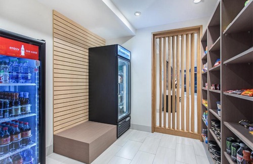La Grange Hotel | Holiday Inn Express & Suites - La Grange by IHG