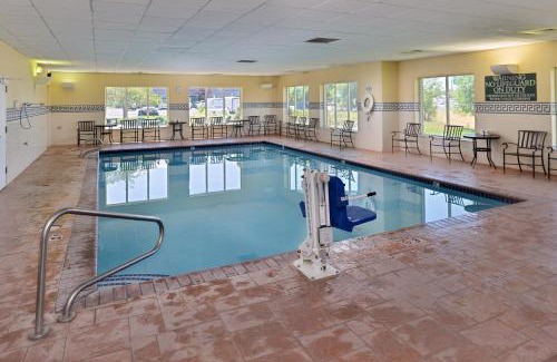 Bountiful Hotel | Holiday Inn Express & Suites Salt Lake City N - Bountiful by IHG