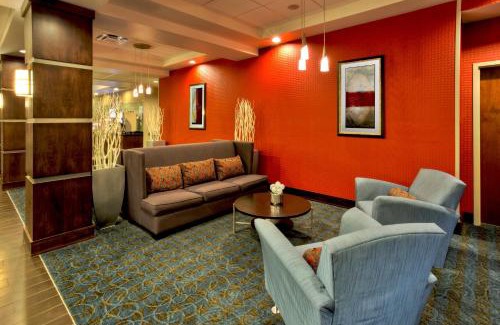 Oak Ridge Hotel | Holiday Inn Express & Suites Oak Ridge by IHG