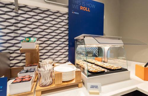 Tell City Hotel | Holiday Inn Express & Suites Tell City by IHG